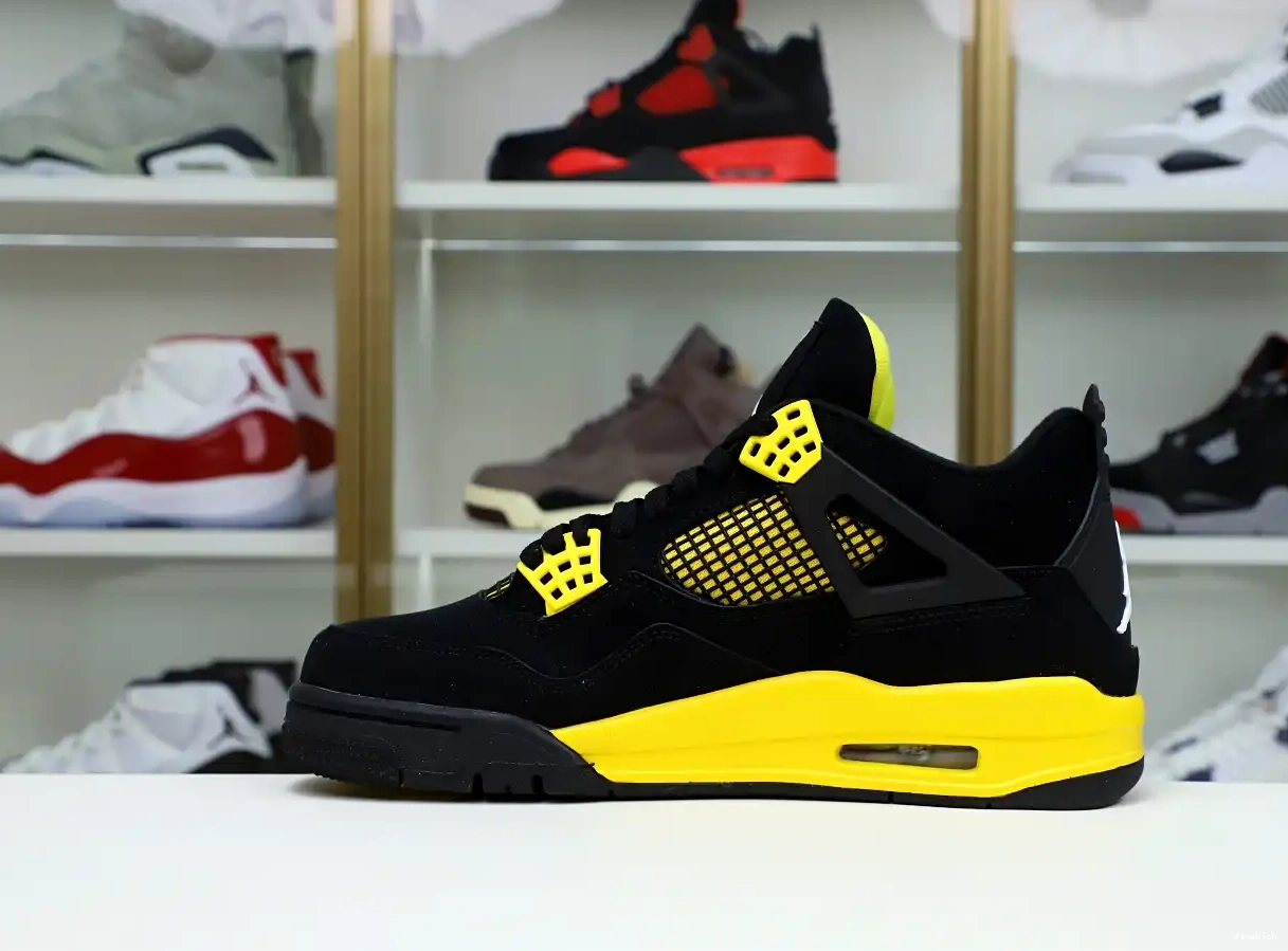  2023 Jordan4 Jordan Air thunder 0702